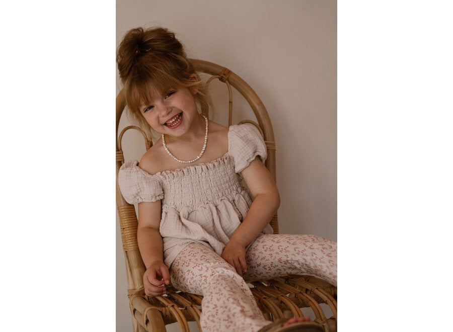 Be flared - Rose leaves