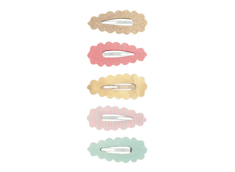 Scalloped edge mini clic clacs