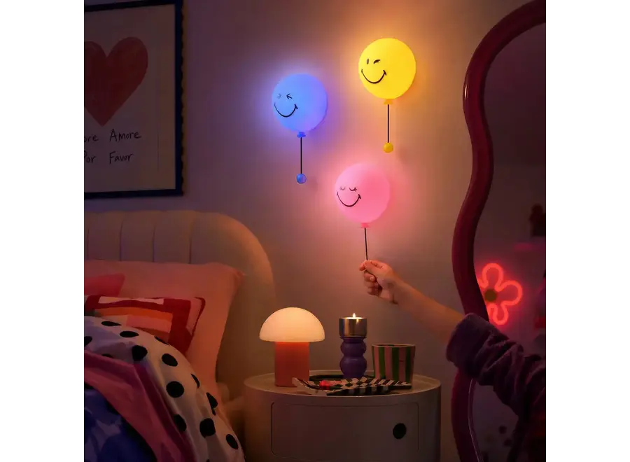 Muurlampje - Bubbly light pink - Smiley World