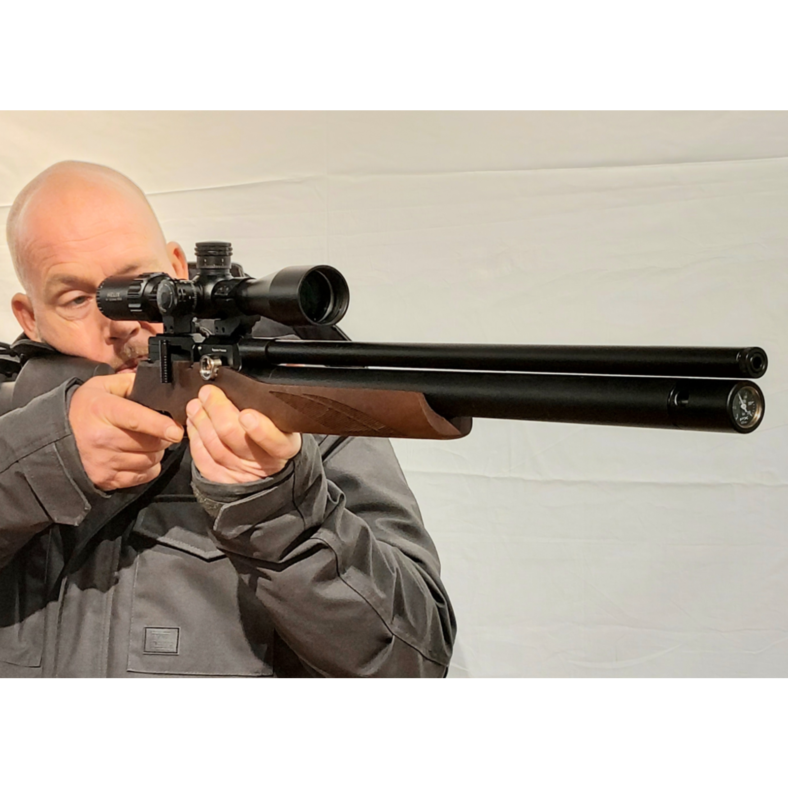 FX Airguns Dreamline Classic Walnut PCP