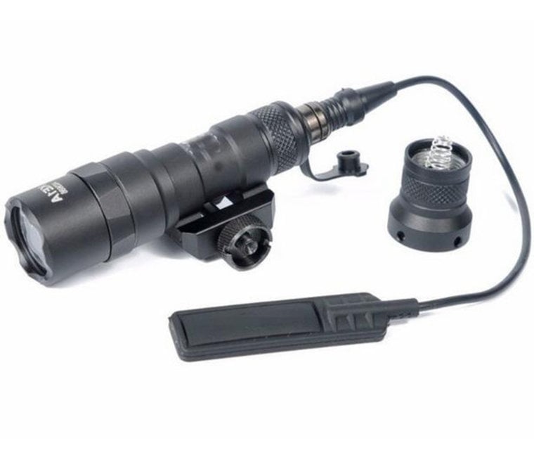 KX1A Tactical Wapenlamp - Airguns Europe KX1A Tactical Wapenlamp - Airguns Europe