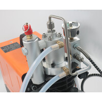 New Warrior Mini compressor New Warrior | max 300 bar | Watergekoeld