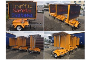 Solar Tekstkar met 5 kleuren LED display Solar Tekstkar met 5 kleuren LED display