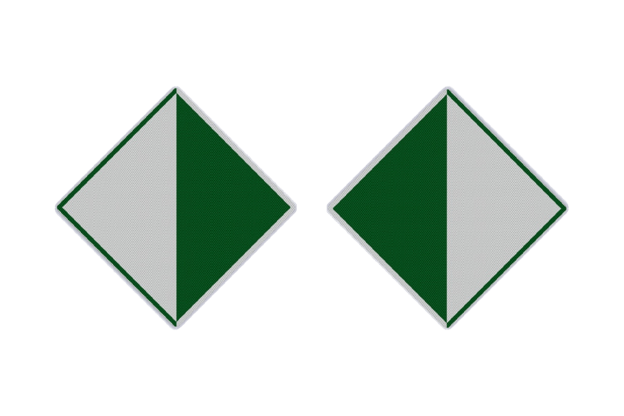 Shipping sign D.2 - Recommendation to sail within the indicated boundary