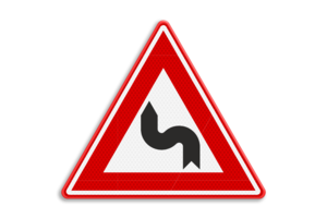Verkeersbord RVV J05 - Waarschuwing S-bocht(en) links, rechts Verkeersbord RVV J05 - Waarschuwing S-bocht(en) links, rechts