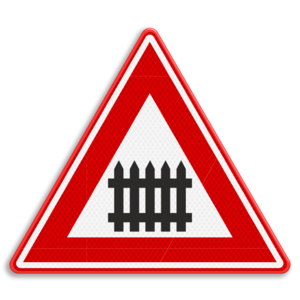 Verkeersbord RVV J10 - Waarschuwing overweg met slagbomen Verkeersbord RVV J10 - Waarschuwing overweg met slagbomen