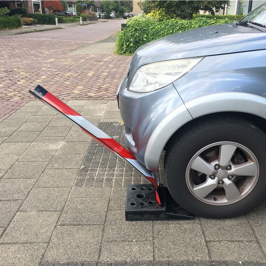 Geleidebaken flexibel met recycling voet Geleidebaken flexibel met recycling voet