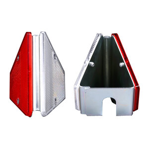 Guardrail reflector trapezium red/white