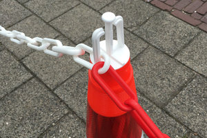 Plastic hooks on cone for barrier chain Plastic hooks on cone for barrier chain