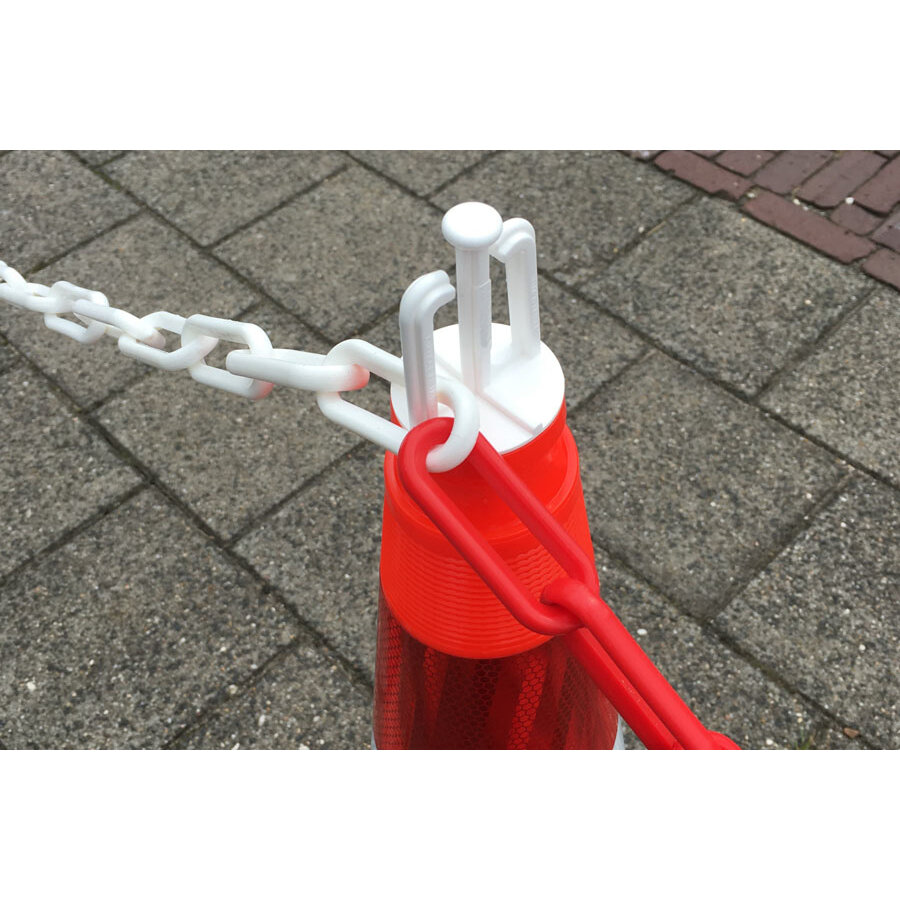 Plastic hooks on cone for barrier chain