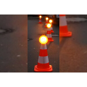 ConeFix traffic cone guide light