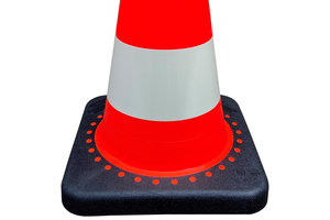 Verkeerskegel 750 mm oranje met 2 witte banden klasse 1 TSS™ series Verkeerskegel 750 mm oranje met 2 witte banden klasse 1