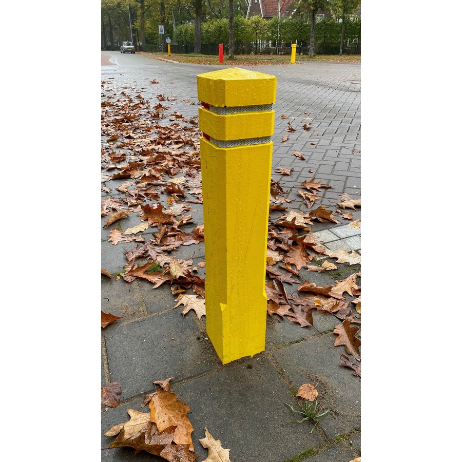 Recycled plastic diamand head post colored Recycled plastic diamand head post colored