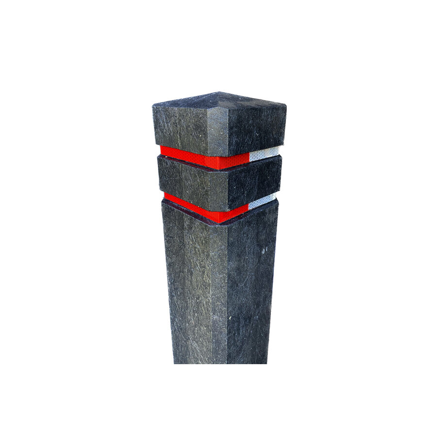 Recycled plastic diamand head bollard