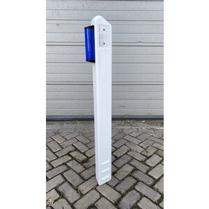 Katafootpaal driehoekig PVC