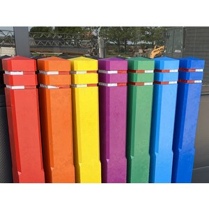 Recycled plastic diamand head post colored Recycled plastic diamand head post colored