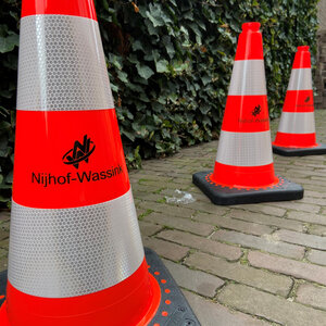 Traffic cone 500 mm with 2 reflective sheets class 2 TSS™ series Traffic cone 500 mm with 2 reflective sheets class 2