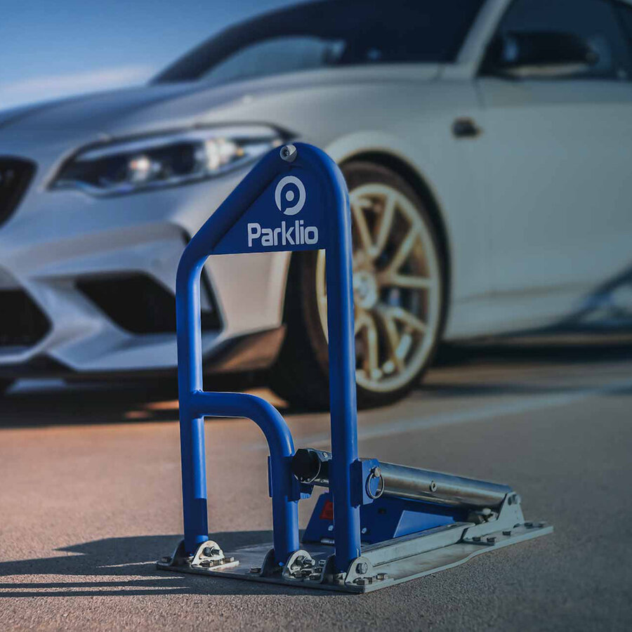 Parklio Automatische Parkeerbeugel - App bediening - Solar Parklio Automatische Parkeerbeugel - App bediening - Solar