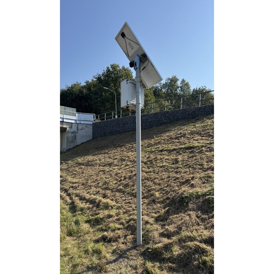 Autonoom Filedetectie systeem op zonne-energie met LED Signaalgever