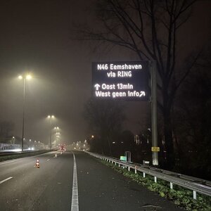 Roadside Full Colour  VMS type 1