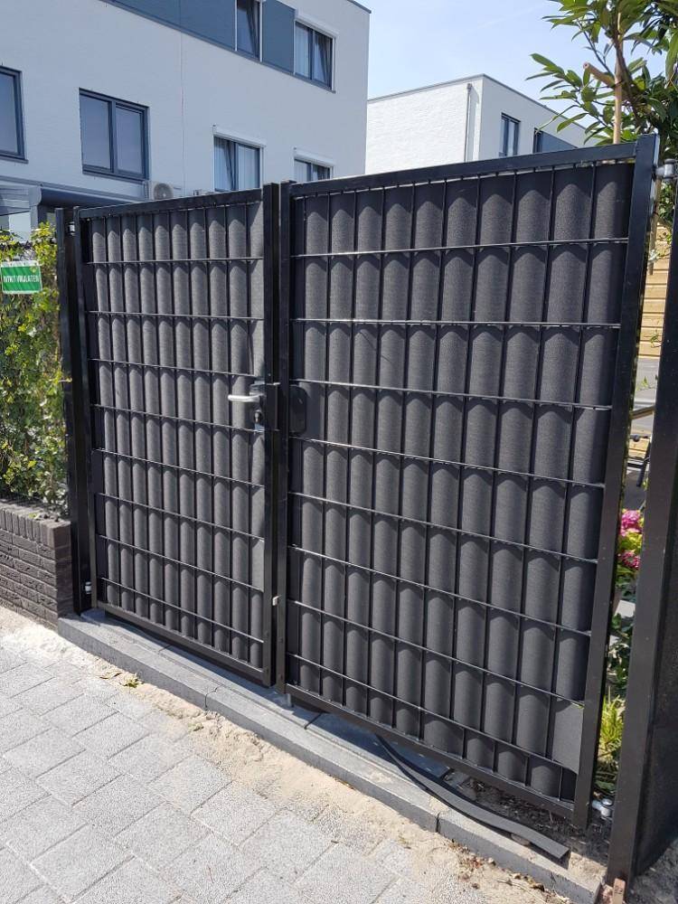 Gipea Easy To Fix Optimal Visibility Protection For Gate & Fence Ekoband 150 cm x 19 cm hoog