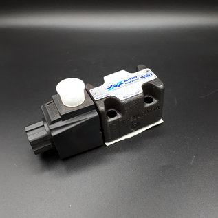 AD3E15EM003 Distributeur NG6 CETOP3 cmd. électr. 4/2 24VDC
