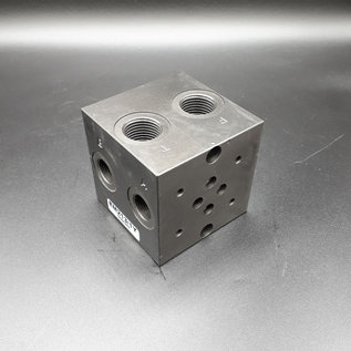 EM213/3Z Embase NG6 CETOP3 3 pos. prédisposée pour limiteur VS30
