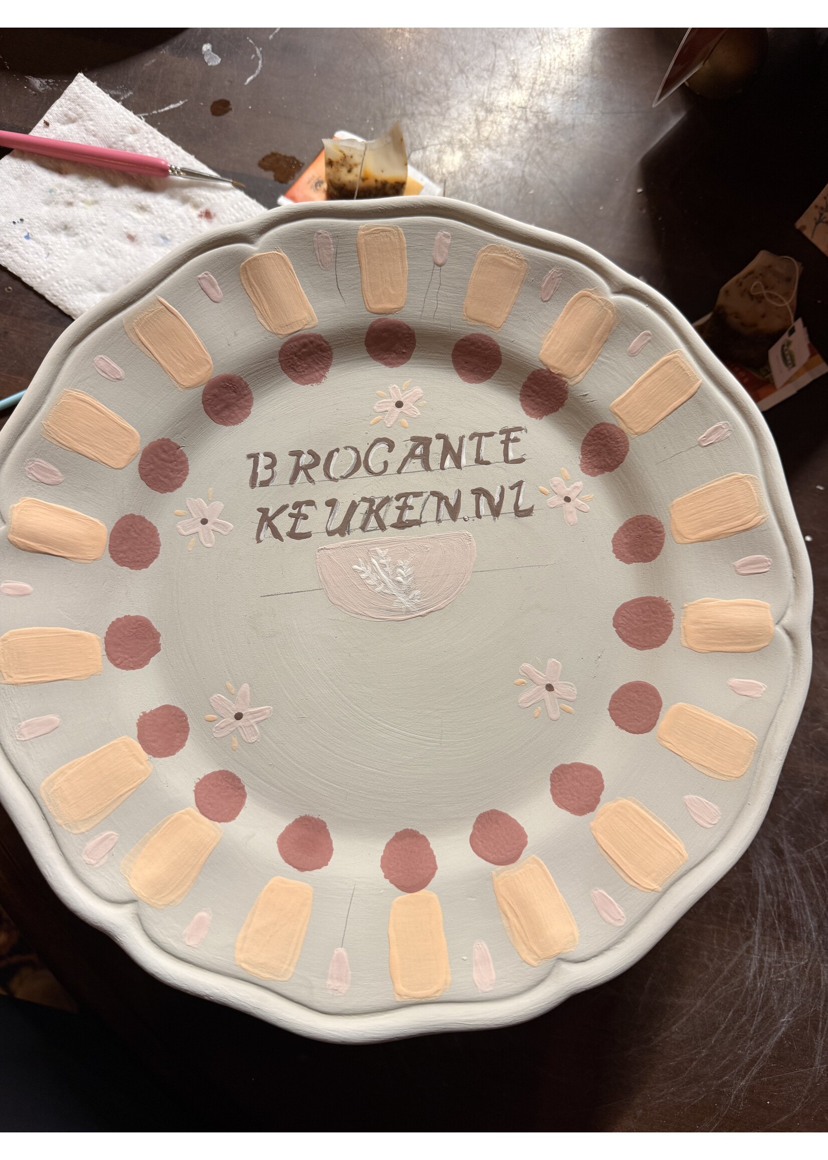 Brocante Keuken Studio Workshop, Servies Schilderen, Prijs pp, wij nemen contact op voor datum