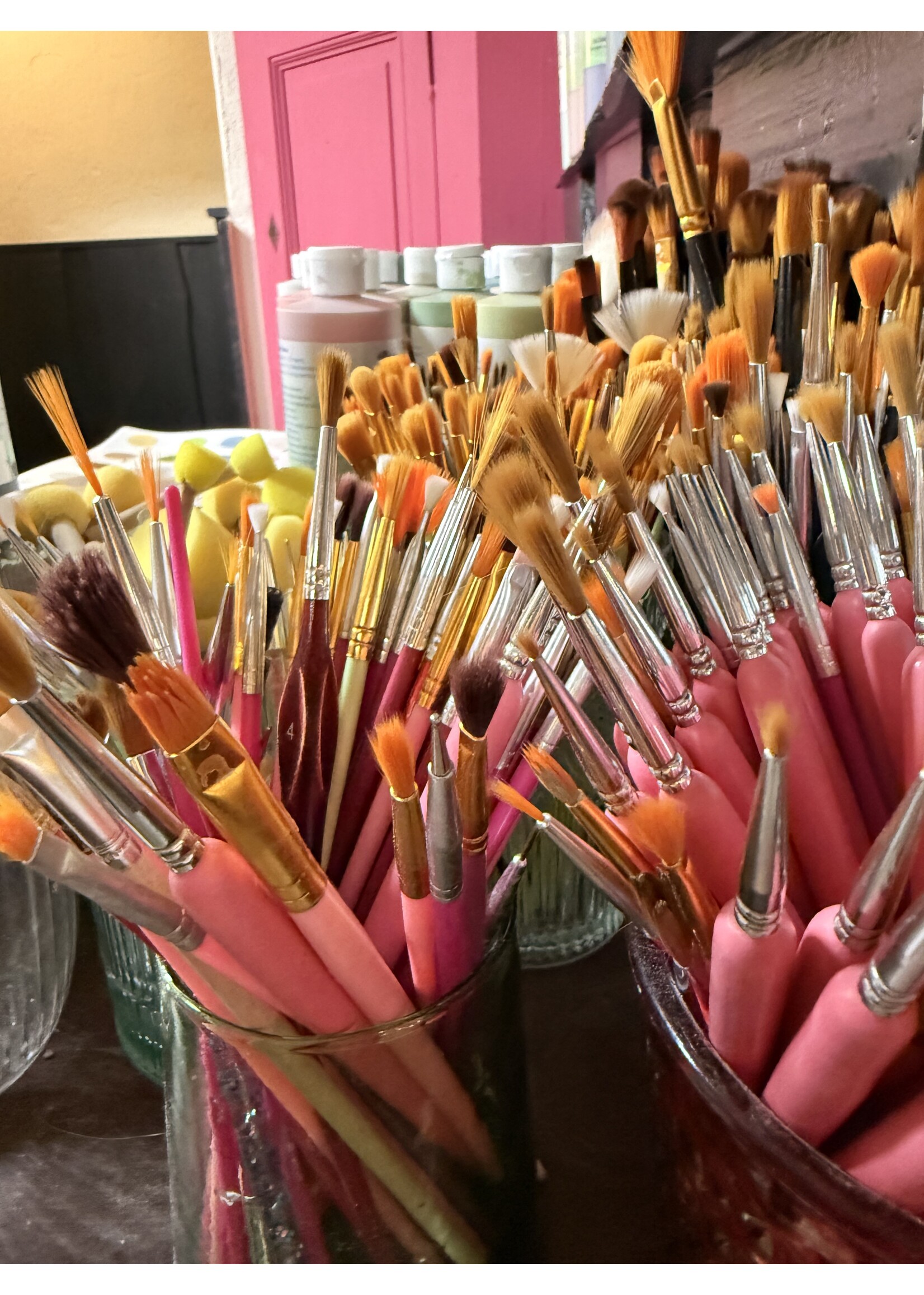 Brocante Keuken Studio Workshop, Servies Schilderen, Prijs pp, wij nemen contact op voor datum