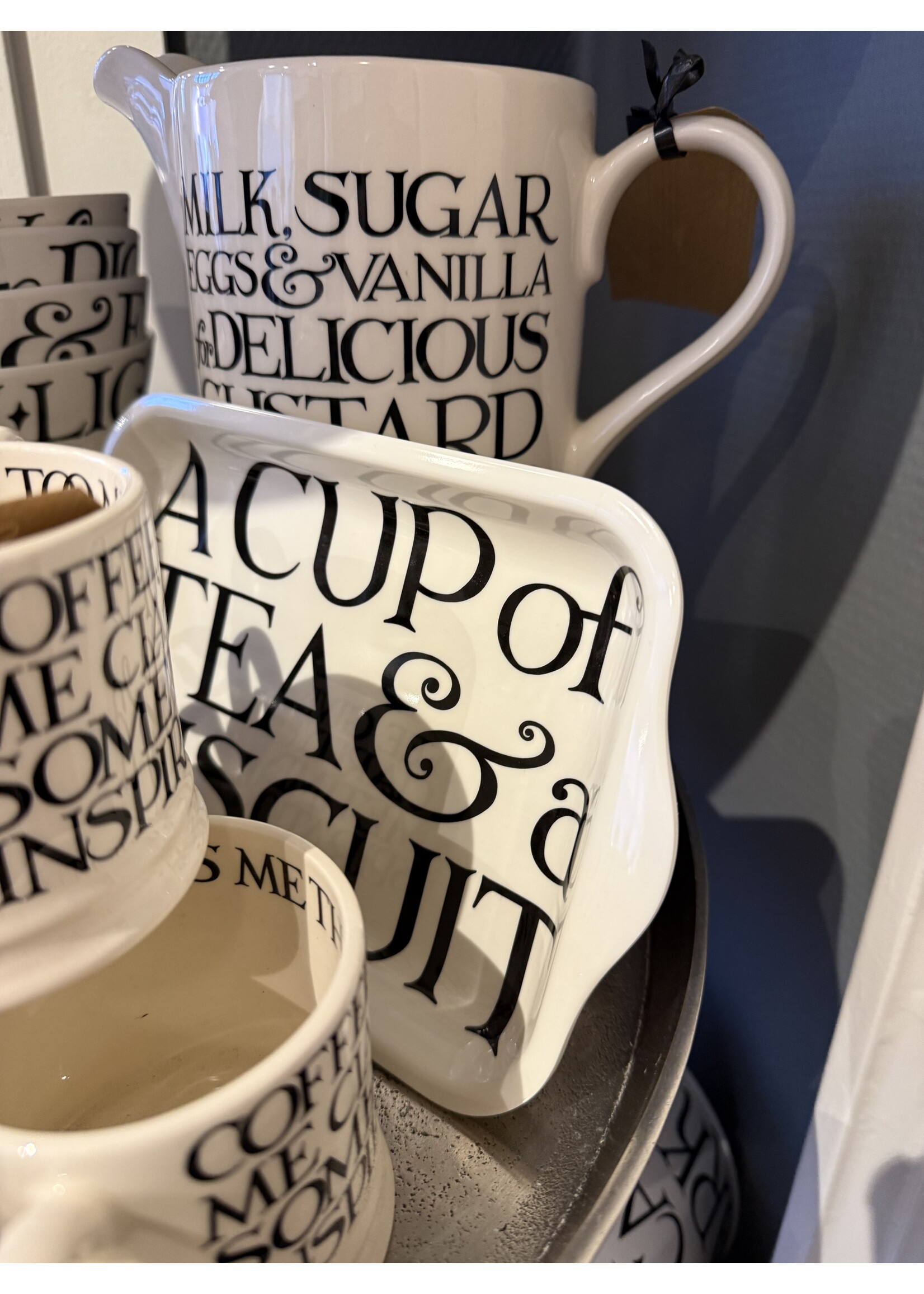 Emma, Melamine Small Tray  black toast