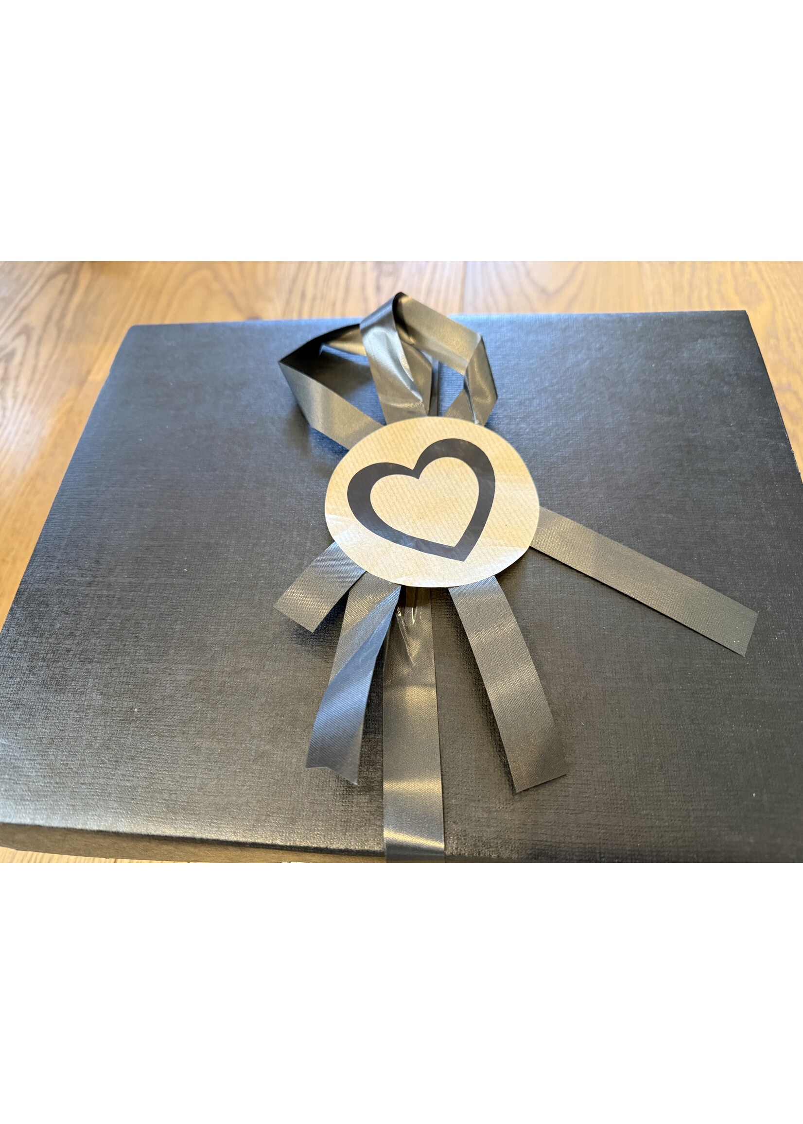 Pakket, Culinaire box - Prodotto Italiano, zwarte verpakking