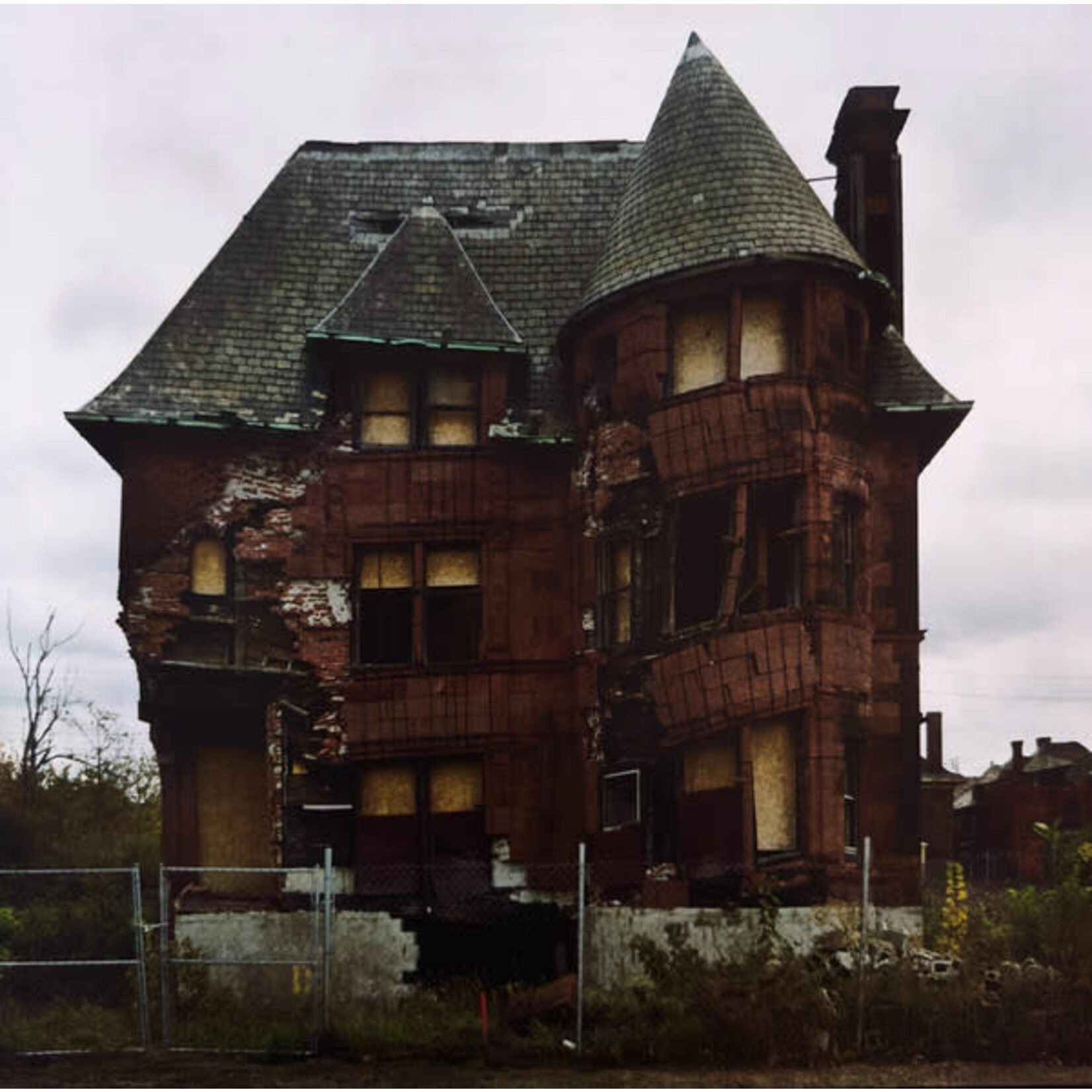 Billy Woods / Kenny Segal – Hiding Places