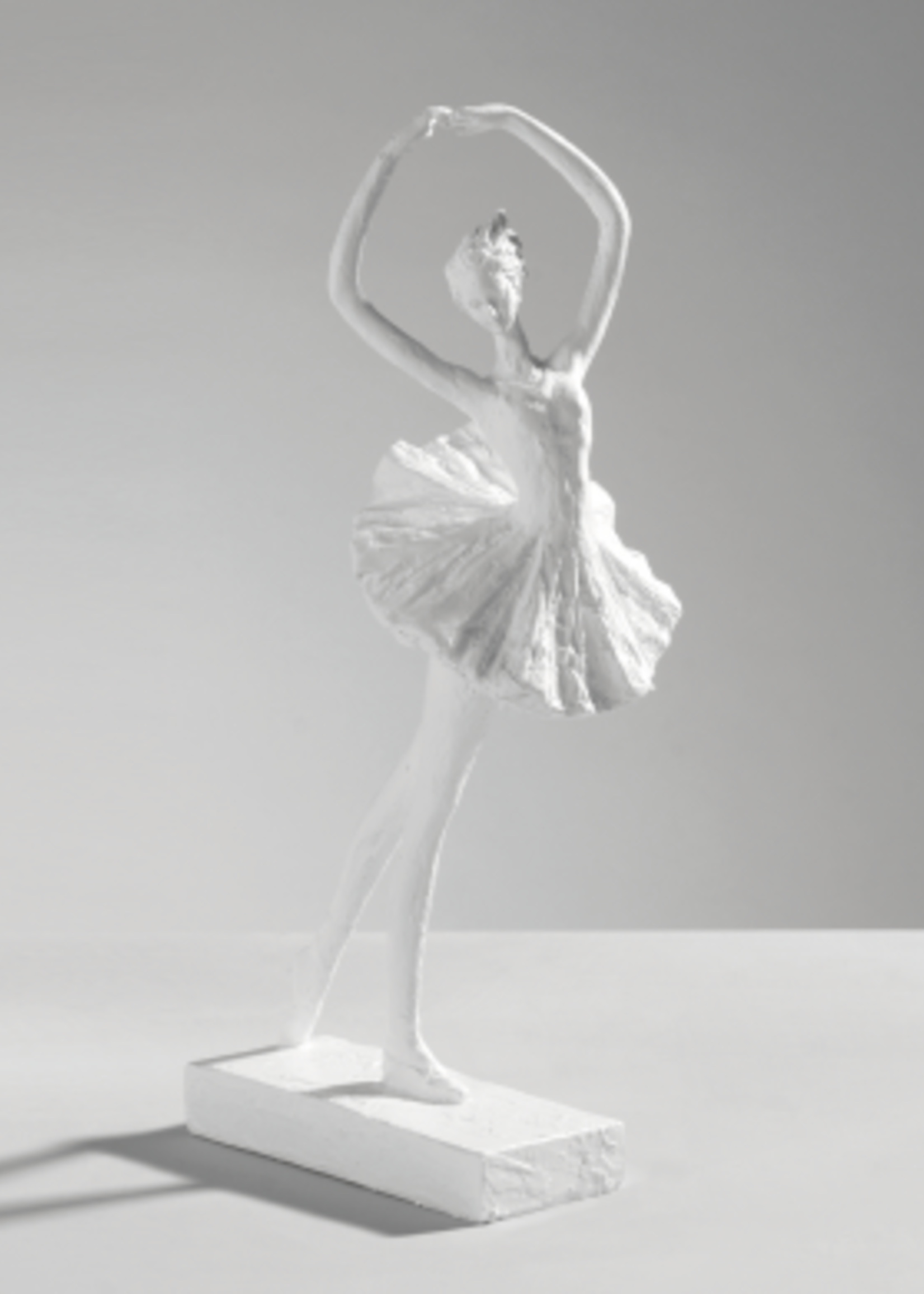 Mascagni FIGURE