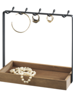 Mascagni CARRIES JEWELRY