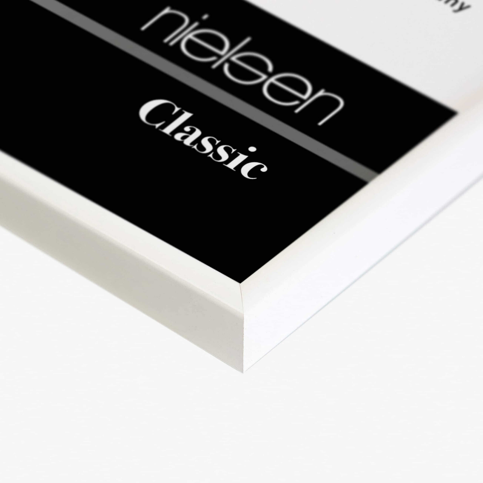 Nielsen Classic Glossy White