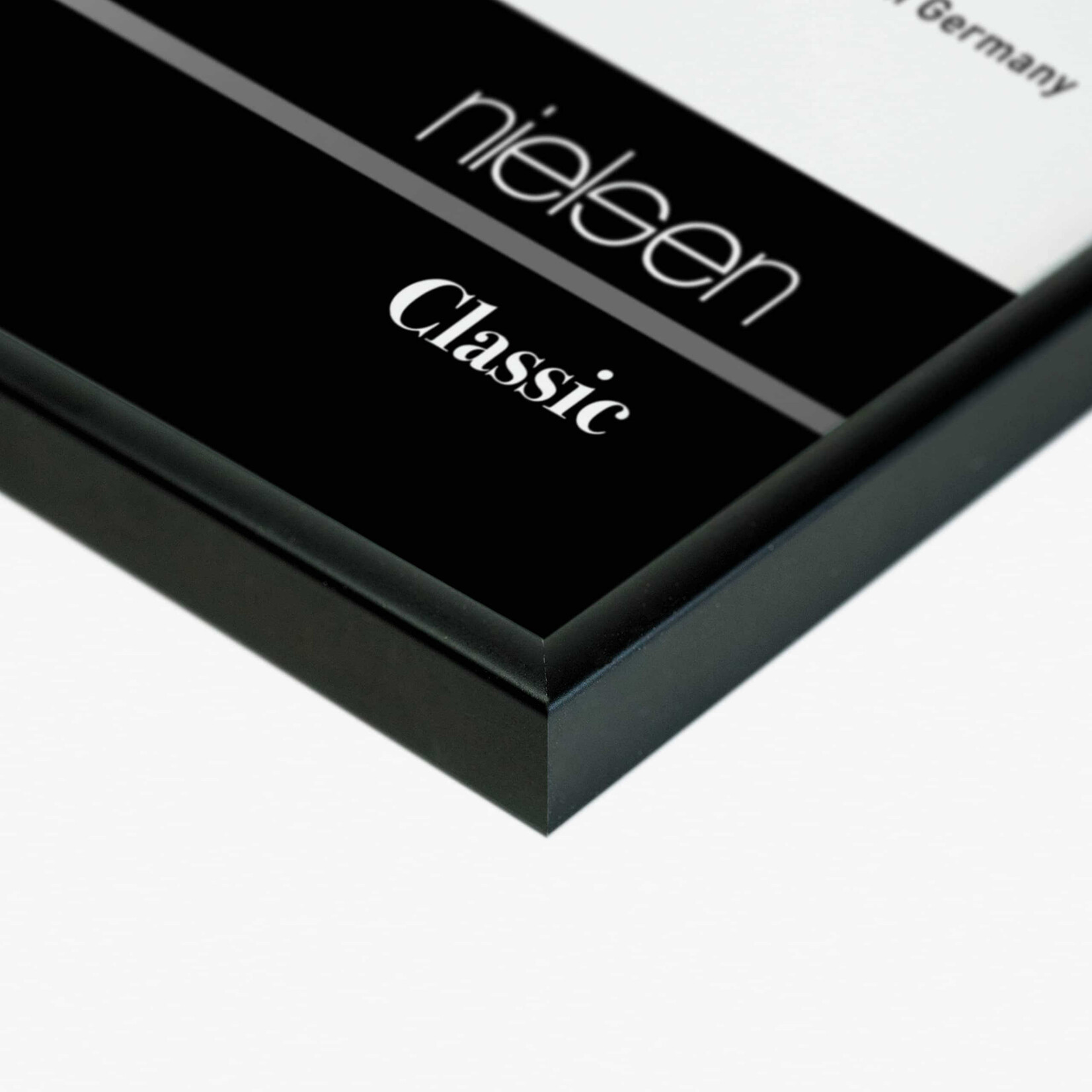 Nielsen Classic Mat Black