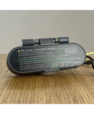 Ninebot Ninebot Max G30 charging port