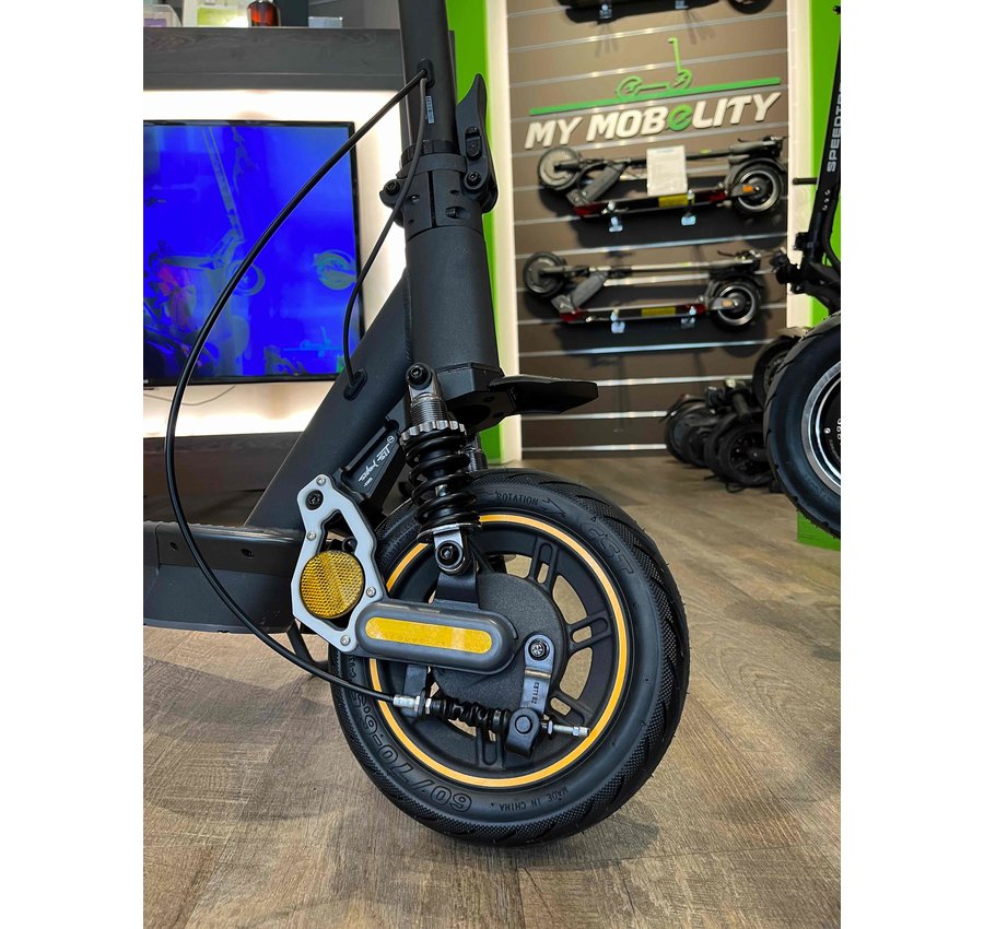 Sharkset Sharkset   Vering  Ninebot Max G30 vooraan