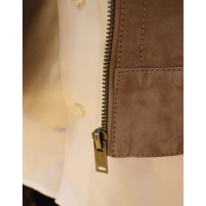 Blouson en daim beige