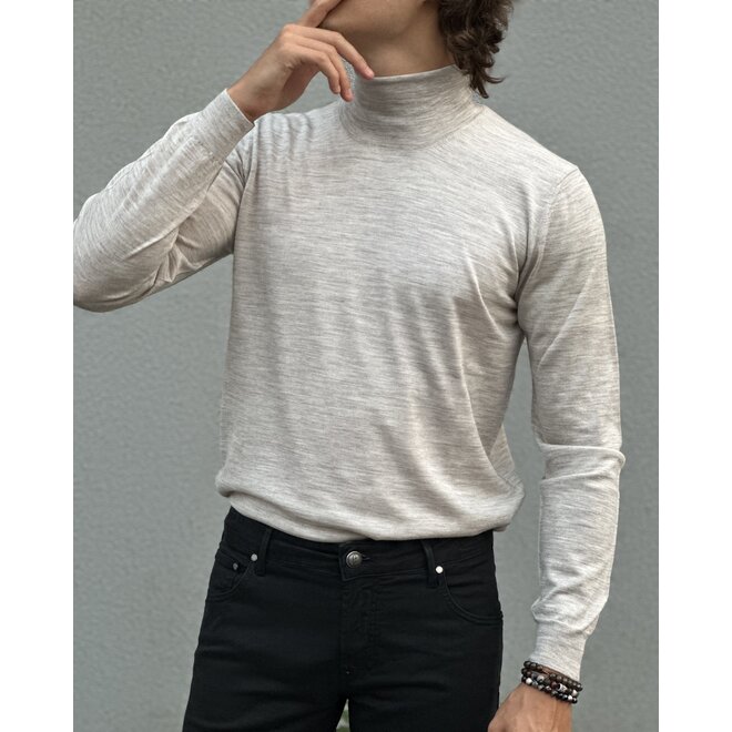 Sweater - Turtleneck 140's wool off white