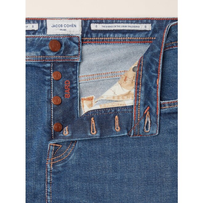 Bard Regular-Slim 5 Pocket Jeans in Medium Blue Super Stretch Denim