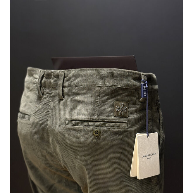 Pantalon en velours vert Jacob Cohen