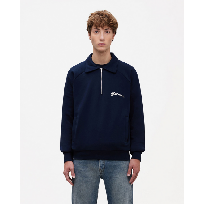 Signature Raglan Half Zip Flâneur