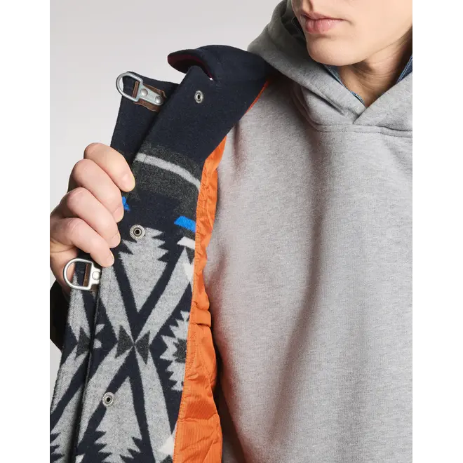 4 Ganci Yateh en tissu jacquard - Fay Archive