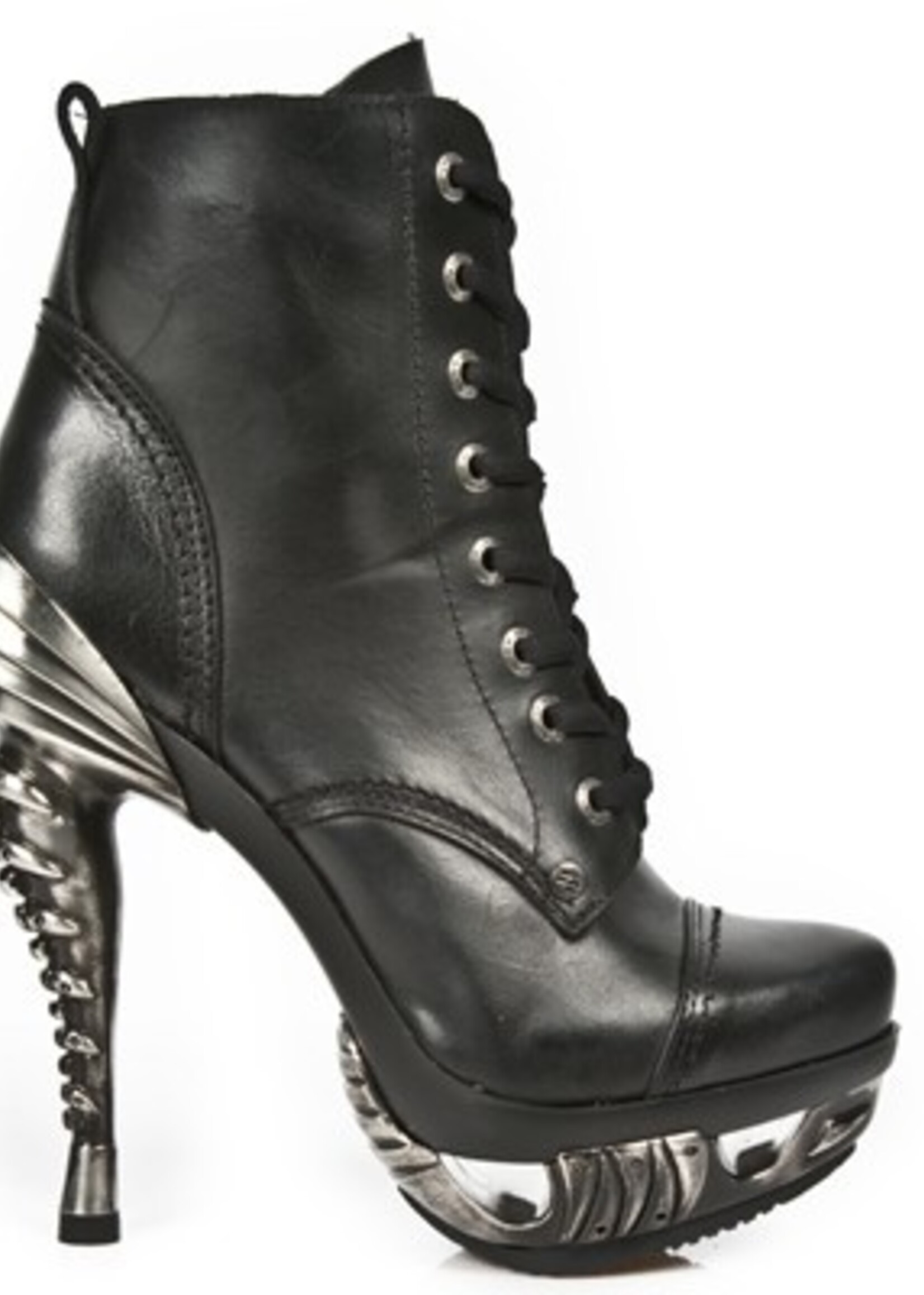 Nike Leather High Heel