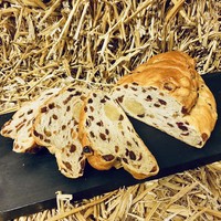 Brood van Nu Stol met amandelspijs (500gr)
