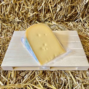 Young matured cheese - (500 grams)