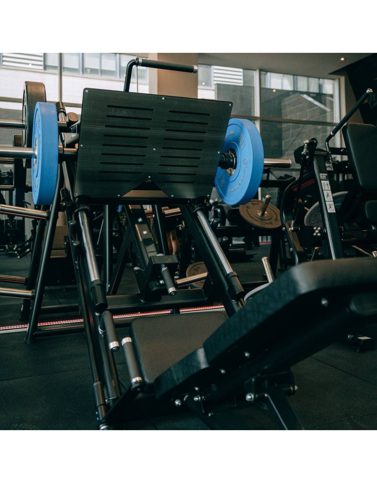 Titanium strenght 45-Graden Beenpers Black Series