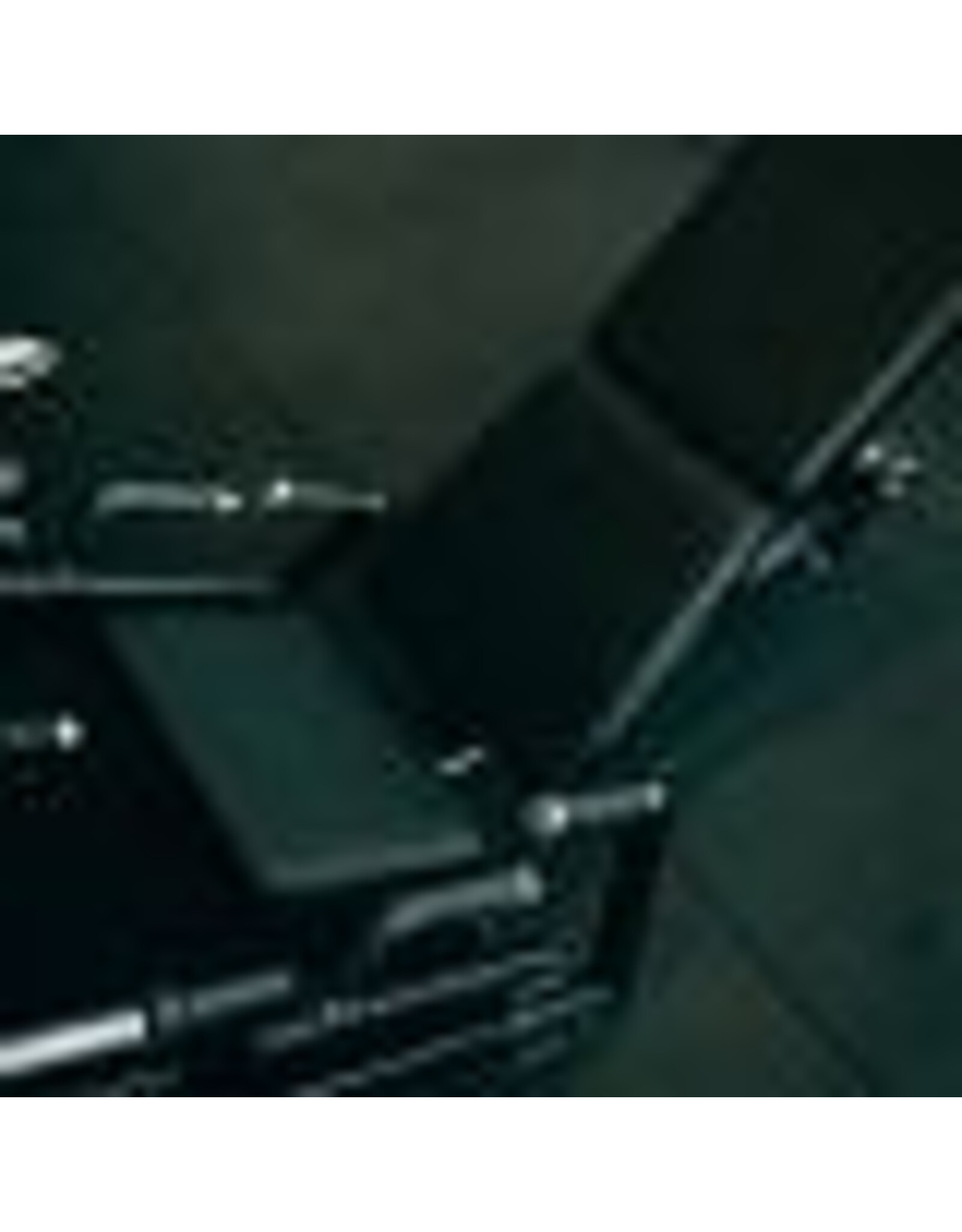 Titanium strenght 45-Graden Beenpers Black Series