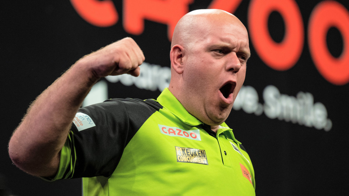 Michael van Gerwen trekt aan langste eind in zinderende finale Premier League